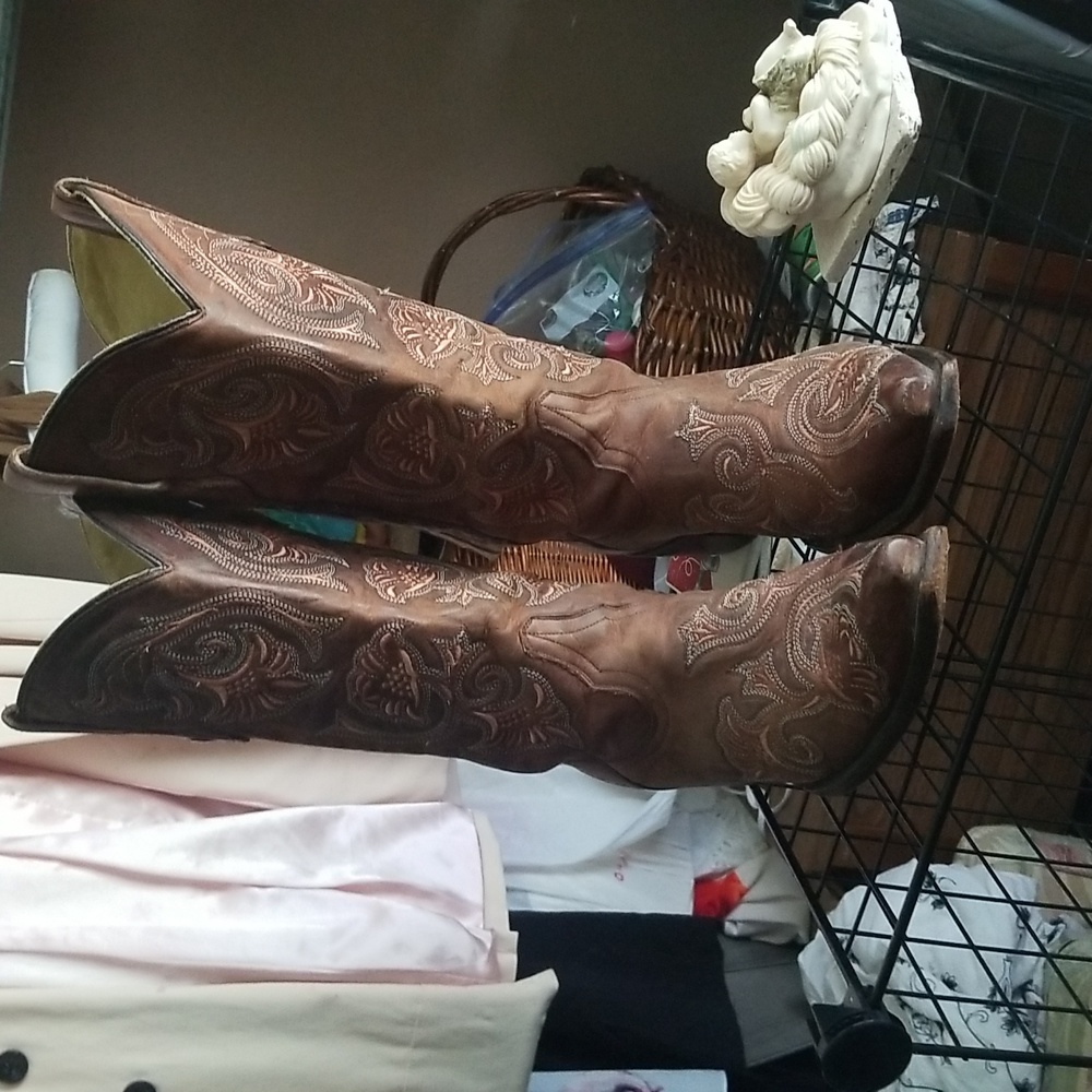 Corral Boots Brown with turqoise